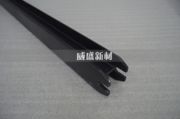 高速列车碳纤维工字结构件